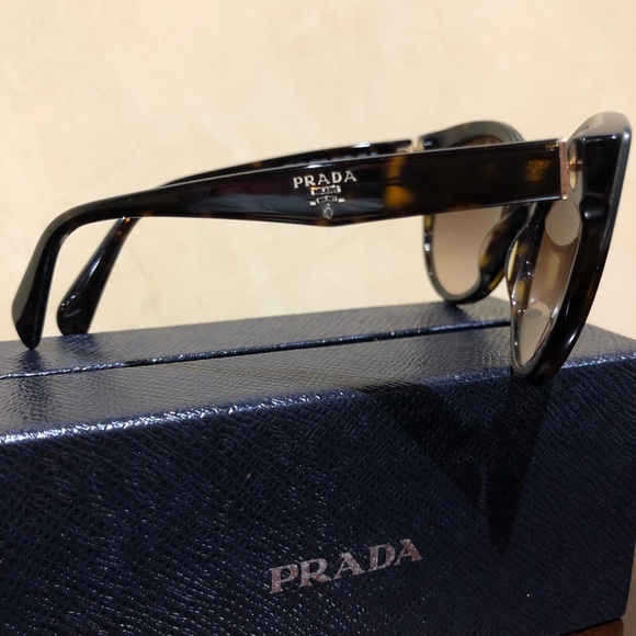 Prada Sunglasses 230s Brown - Picture 2 of 8